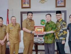 Dukung Institut Bisnis IT&B Berikan Beasiswa, Bobby Nasution: Semoga Lebih Berprestasi