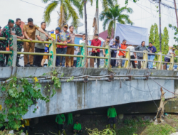 Atasi Banjir, Pemko & Kodim 0201/Medan Bersihkan Sungai Sikambing