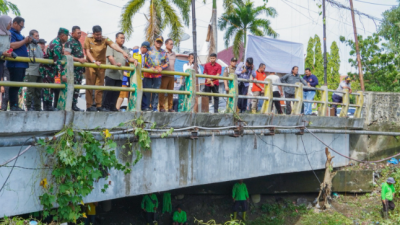Atasi Banjir, Pemko & Kodim 0201/Medan Bersihkan Sungai Sikambing