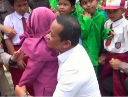 Menteri Investasi Bahas Penggusuran Sekolah dan Makam Leluhur di Lokasi Proyek Rempang