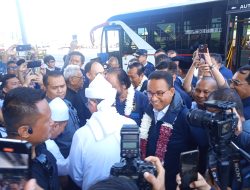Massa “Tumpah Ruah” Menyambut Kedatangan Anies untuk Kampanye Akbar di Sumut