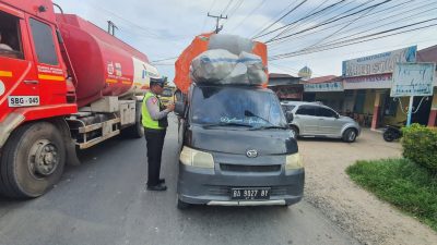 Tingkatkan Kesadaran Berlalu Lintas, Polres Tapteng Rutin Lakukan Strong Point