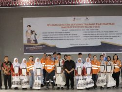 PT Agincourt Resources Salurkan Beasiswa Pelajar untuk Meningkatkan SDM